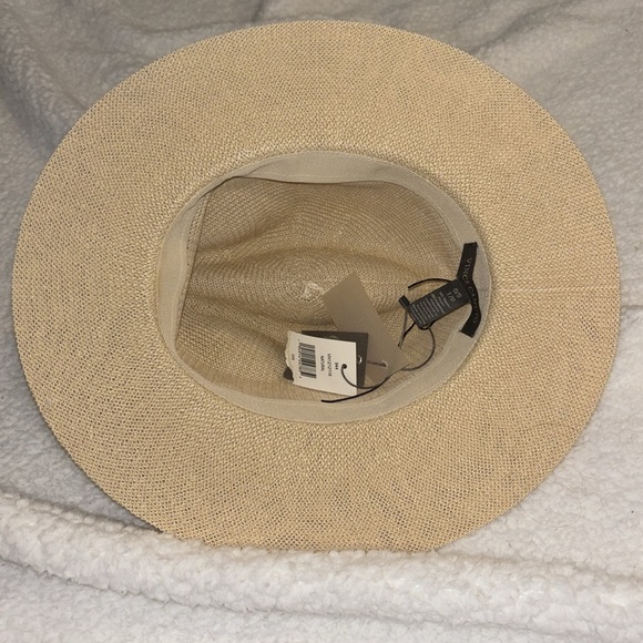 Beach Hat - Picture 2 of 2